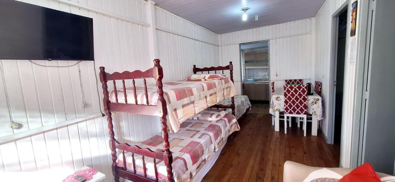 Casa De 2 Quartos Com 2 Ares-Condicionados Em Torres-Rs - Na Mais Bela Praia Gaucha - Cozinha - Banheiro - Tv Smart 32 E Wi-Fi - Estacionamento - Anfitria Superhost No Bnb Villa Ngoại thất bức ảnh