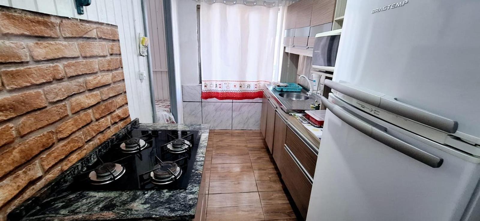 Casa De 2 Quartos Com 2 Ares-Condicionados Em Torres-Rs - Na Mais Bela Praia Gaucha - Cozinha - Banheiro - Tv Smart 32 E Wi-Fi - Estacionamento - Anfitria Superhost No Bnb Villa Ngoại thất bức ảnh